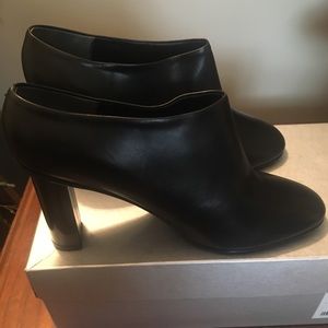 Ankle boots by Robert Clergerie made in France.